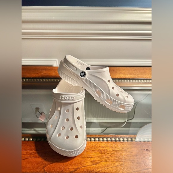 CROCS Shoes - Brand New Crocs Shoes (white)